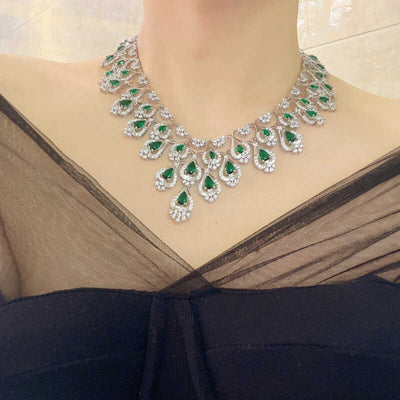 Juego de Collar y Aretes de Circón Verde para Noche - Image 3