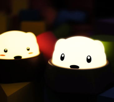 Lámpara Nocturna LED Hámster Recargable USB - Juguete Interactivo para Niños - Image 4