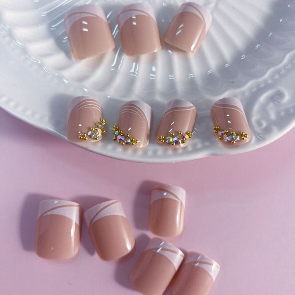 Stickers de Uñas Oblicuos Removibles - Acabado Resistente