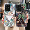 Funda Celular Floral Retro con Acabado Electroplateado Geométrico