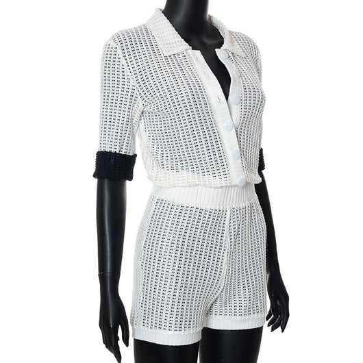 Traje para Mujer con Solapa y Contraste de Botones - Image 6