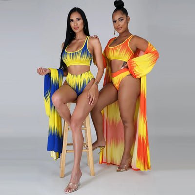 Bikini de Tres Piezas con Estampado y Triángulo Dividido
