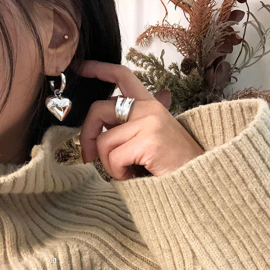 Anillo Geométrico Minimalista de Diseño Irregular para Mujer - Image 10