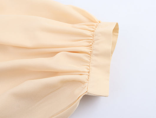 Blusa Holgada Cuello en V con Mangas Largas - Image 11