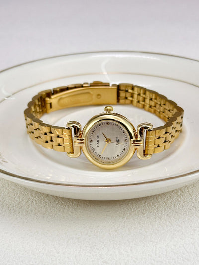 Reloj Dorado para Mujer Estilo Vintage con Pulsera de Acero - Image 12