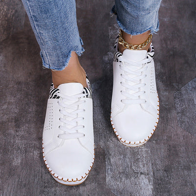 Zapatos Planos Casuales de Verano para Mujer con Encaje Calado - Image 8