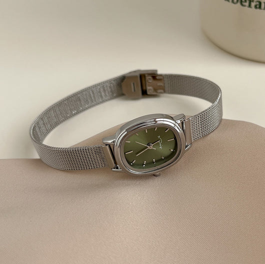 Reloj Elegante para Mujer con Malla Metálica - Diseño Minimalista Resistente al Agua - Image 2