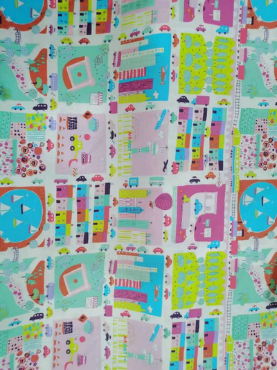 Tela de Algodón Tejido Liso con Adorables Dibujos de Autos y Casas - Image 6