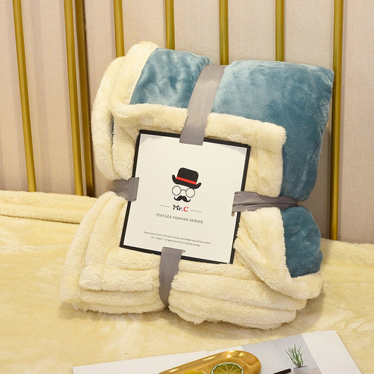 Manta Térmica de Franela Cuadros Reversible para Sofá y Cama - Image 2