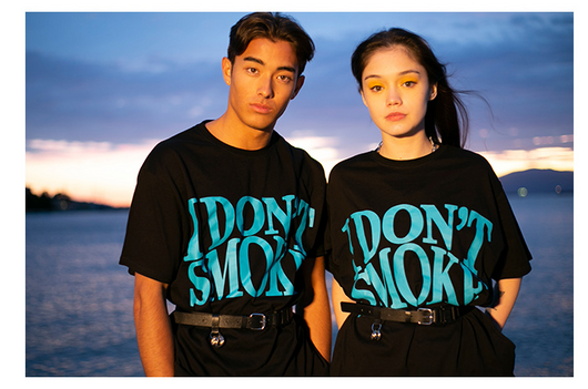 Pack de 2 Camisetas Clásicas Unisex con Logo Popular - Image 19