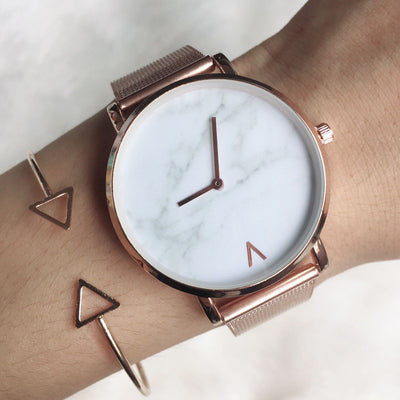 Reloj de cuarzo con pulsera de malla metálica