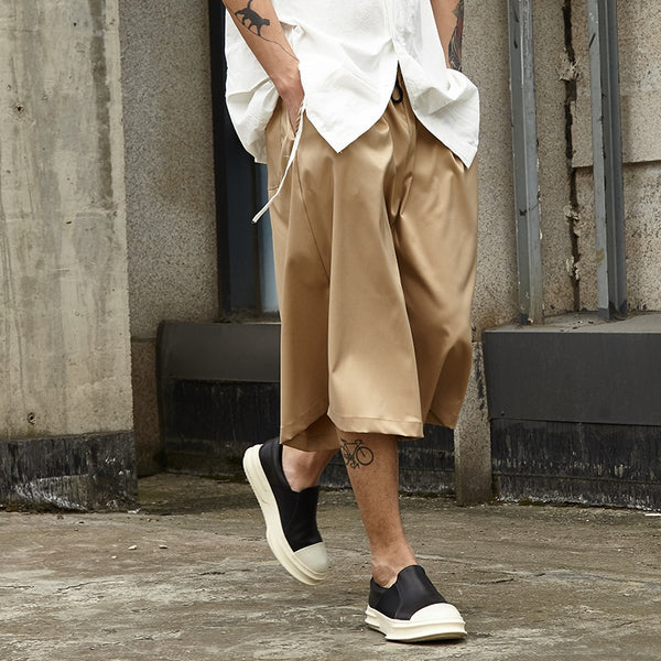 Pantalones anchos con cintura elástica