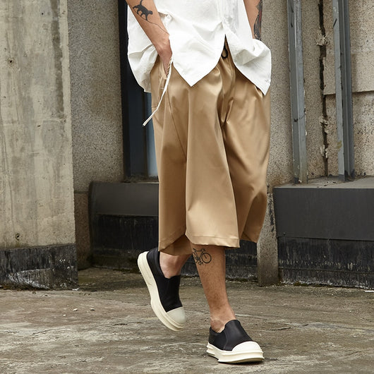 Pantalones anchos con cintura elástica