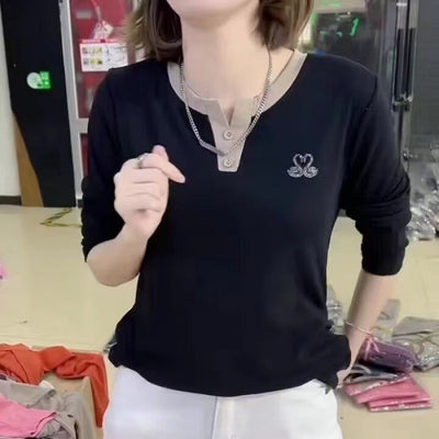 Blusa Casual para Mujer con Cuello V y Detalles de Strass - Image 9