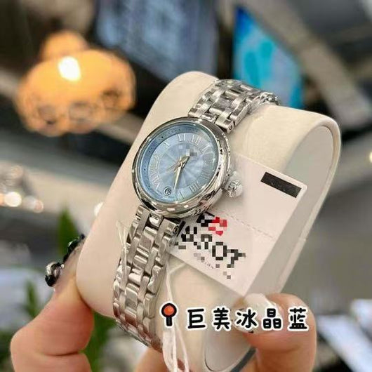 Reloj de Cuarzo con Correa de Acero y Esfera Romana Pequeña en Cuero - Image 9