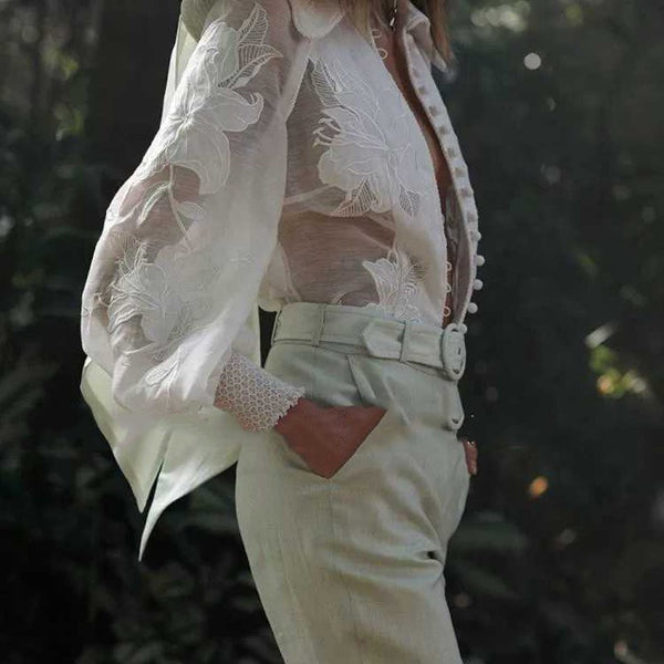 Blusa con Encaje Bordado Elegante
