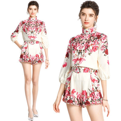Conjunto Vintage de Blusa Cuello Alto con Mangas Globo y Shorts Sueltos - Image 9