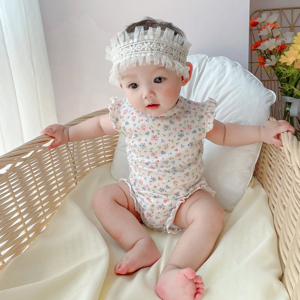Enterizo Floral para Bebé con Encaje y Elástico Ajustable