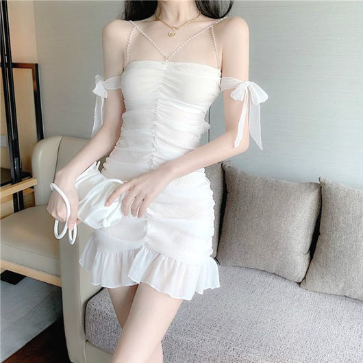 Vestido Blanco Minimalista Elegante con Espalda Descubierta - Image 7