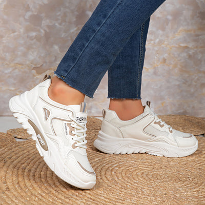 Zapatilla Deportiva Elevada con Malla Transpirable y Plataforma Versátil - Image 8