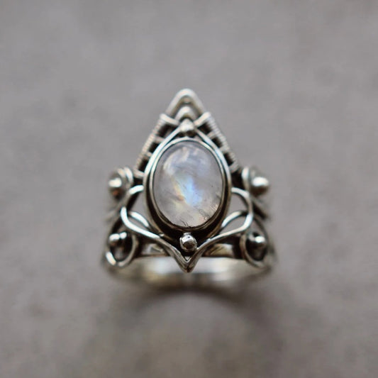 Anillo de Piedra de Luna Boho Vintage - Joyería Fina para Mujeres