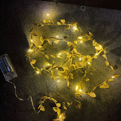 Luces Navideñas LED Doradas con Diseño de Hojas - Image 10