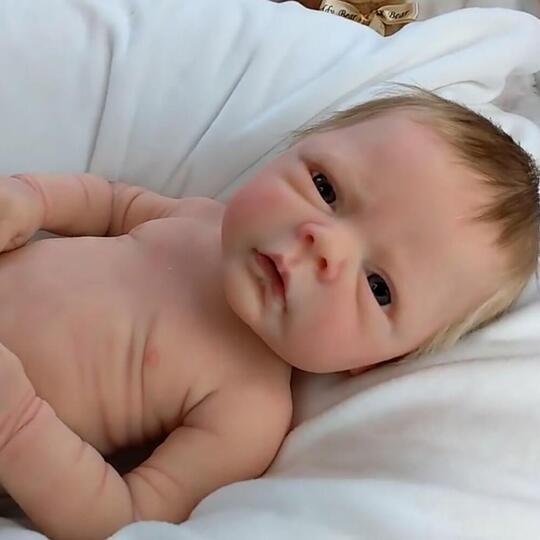 Muñeca Bebé Realista Sophia - Simulación Interactiva
