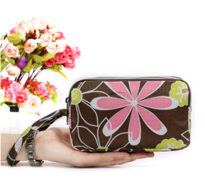 Billetera Táctil para Mujer con Tres Compartimentos y Bolsillo para Celular - Image 35