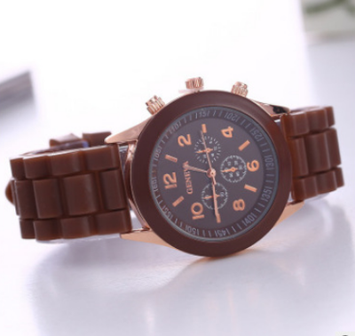 Reloj Digital Geneva de Silicona con Cronógrafo - Diseño Moderno y Funcional - Image 11