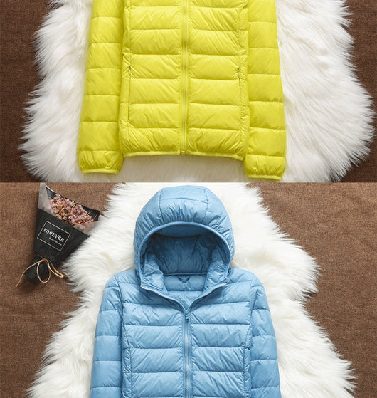 Chaqueta Acolchada Ligera para Mujer con Capucha Ajustada - Image 21