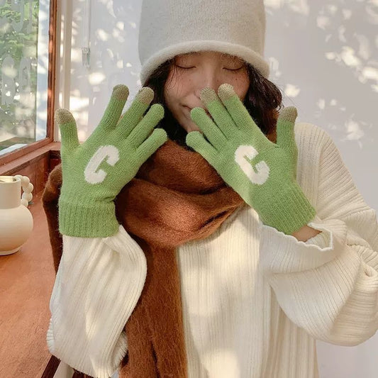 Guantes Tejidos de Lana Gruesa Letra C en Colores Pastel - Cálidos y Adorables