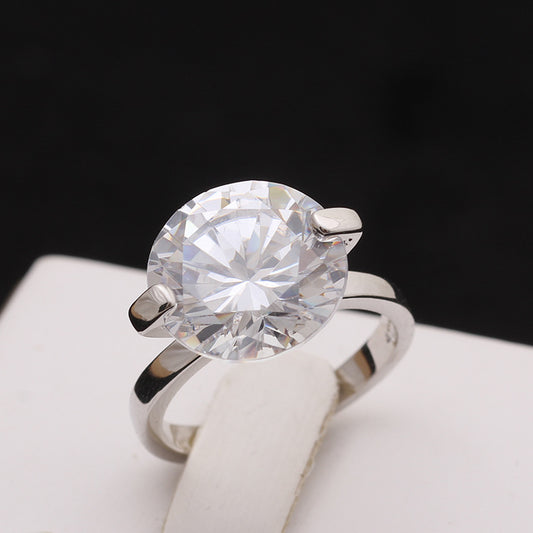 Anillo de Diamante Simulado Clásico para Mujer - Joya de Compromiso y Elegancia
