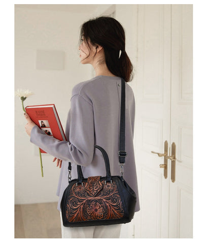 Bolso de Cuero Artesanal Tallado para Mujer con Diseño Asimétrico - Image 20
