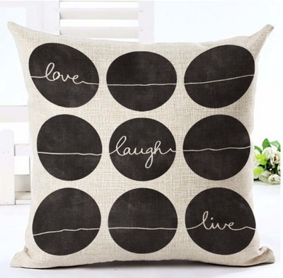 Funda de Almohada Decorativa con Letras en Blanco y Negro - Image 10