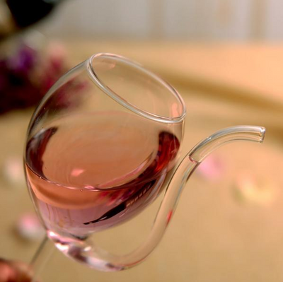 Copa de Vino Tinto Cristal Rojo Vampiro con Tapa Hermética - Image 3