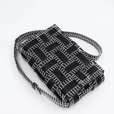 Bolsa de Tejido Artesanal con Bordado a Mano para Damas - Image 14