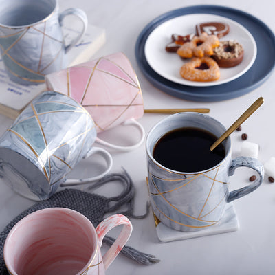 Taza de Cerámica Nórdica - Image 2