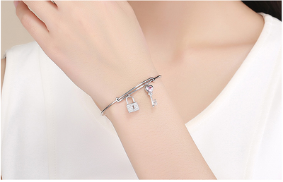 Pulsera de Candado del Amor Ajustable con Llave - Image 5