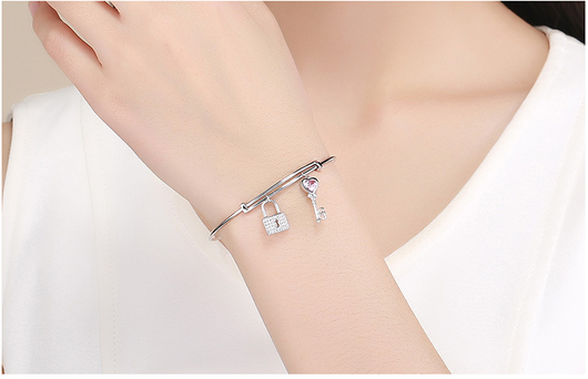 Pulsera de Candado del Amor Ajustable con Llave - Image 5