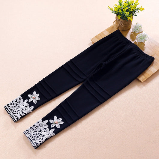 Pantalones Largos Estilo Vaquero con Encaje para Niñas - Image 9