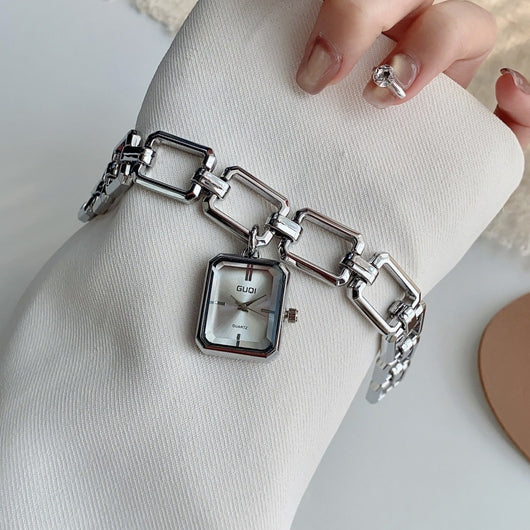 Reloj Cuadrado Elegante para Mujer con Dije y Pulsera Decorativa - Image 10