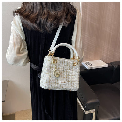 Bolso de Moda para Mujer Tipo Mensajero Bandolera - Image 23