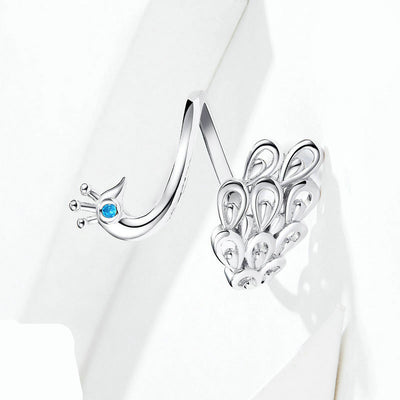 Anillo de Plata con Baño de Oro Blanco Diseño Pavo Real - Image 3
