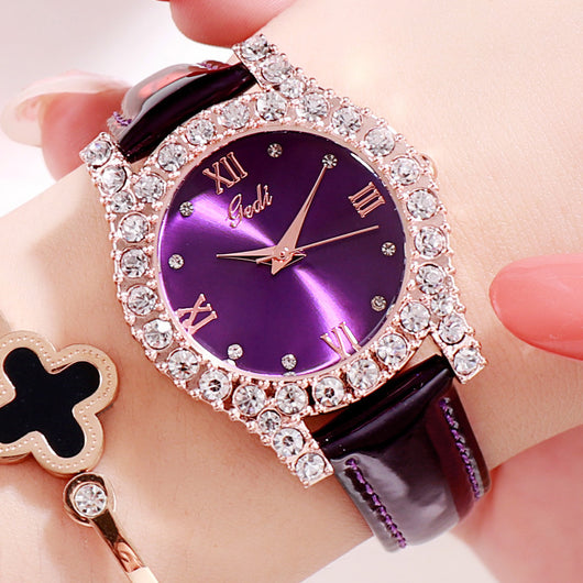 Reloj de Diamante Casual para Mujer - Diseño Versátil y Elegante - Image 4
