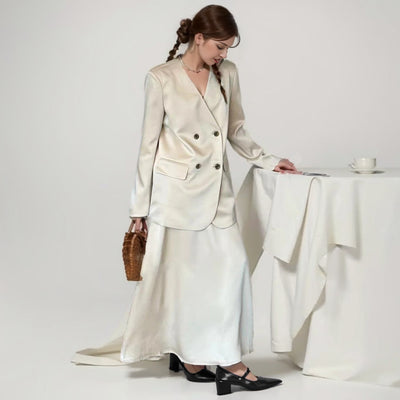 Traje Ejecutivo de Doble Botonadura para Mujer - Image 13