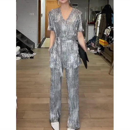 Conjunto de Dos Piezas Elegante con Efecto Bronceado y Pliegues Sofisticados - Image 2