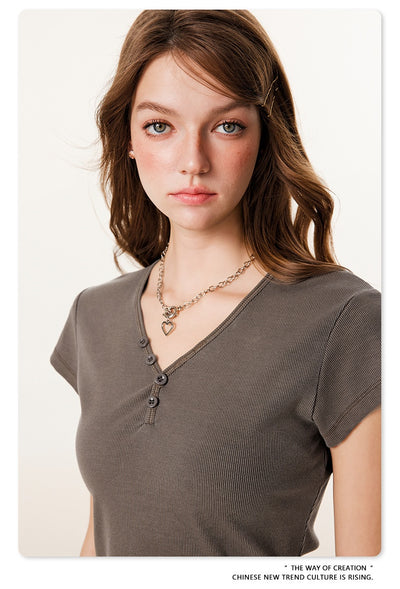 Blusa Retro Americana Slim Fit Cuello V Manga Corta - Image 15