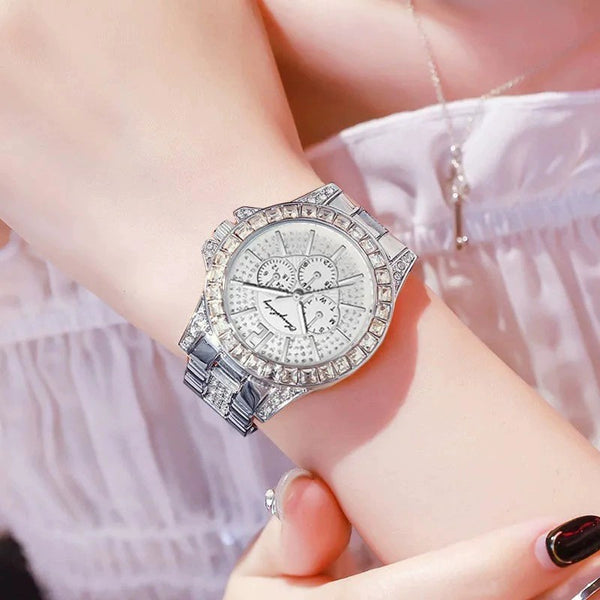 Reloj de Cuarzo de Acero Inoxidable con Diamantes y Tres Subdiales