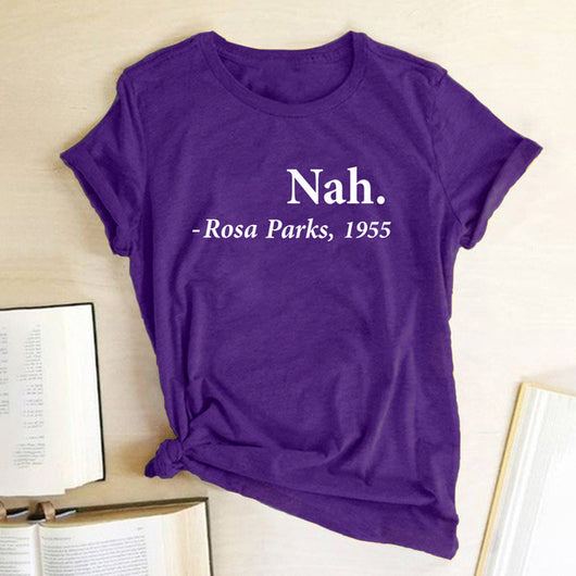Playera Estampada para Mujer con Patrón de Dibujos Multicolor - Image 5