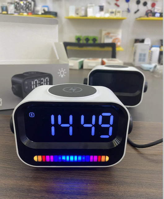 Reloj Despertador Digital 3 en 1 con Luz de Ambiente y Parlante - Image 10